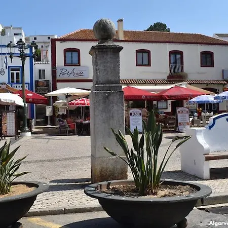 Coracao De Nyaraló Ferragudo